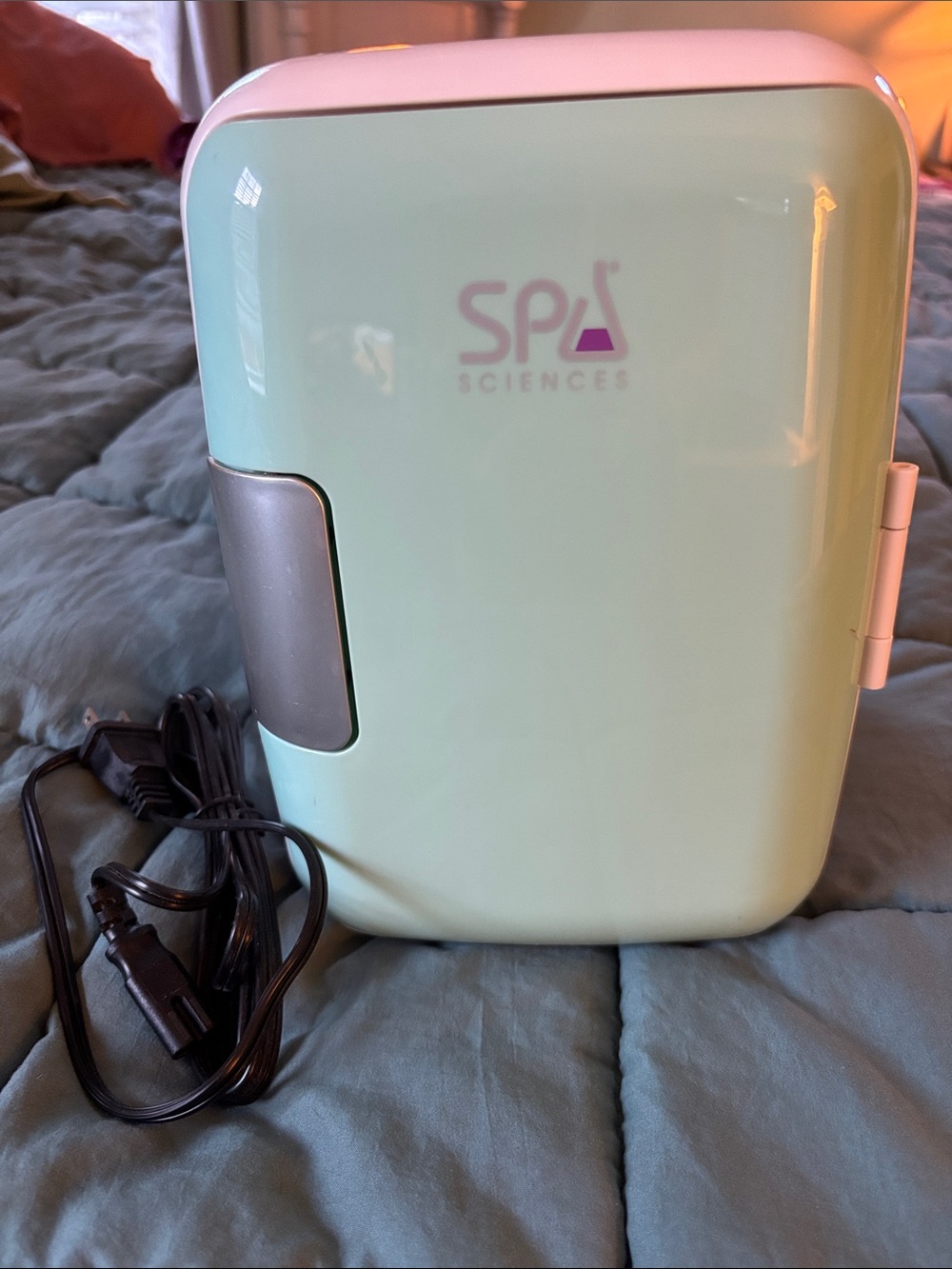 Spa Sciences Mini Fridge in Mint Green